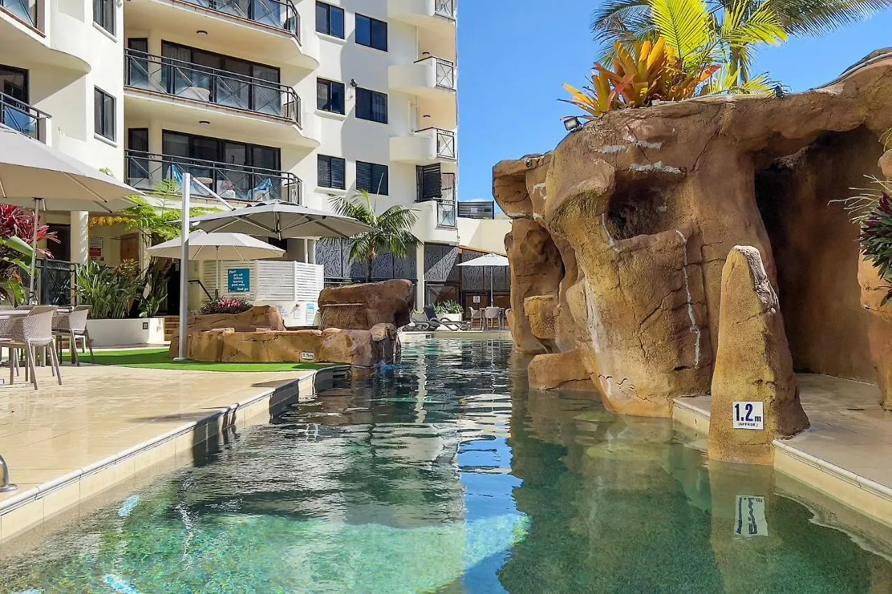 2 Bedroom Apartment, Sleeps 5 In Central Mooloolaba Resort Australien