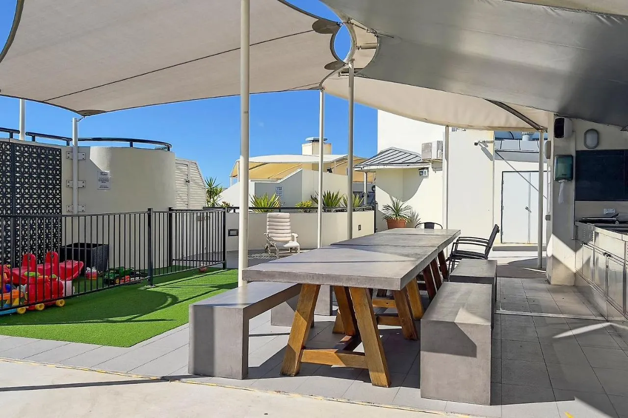 2 Bedroom Apartment, Sleeps 5 In Central Mooloolaba Resort 0*,  Australien