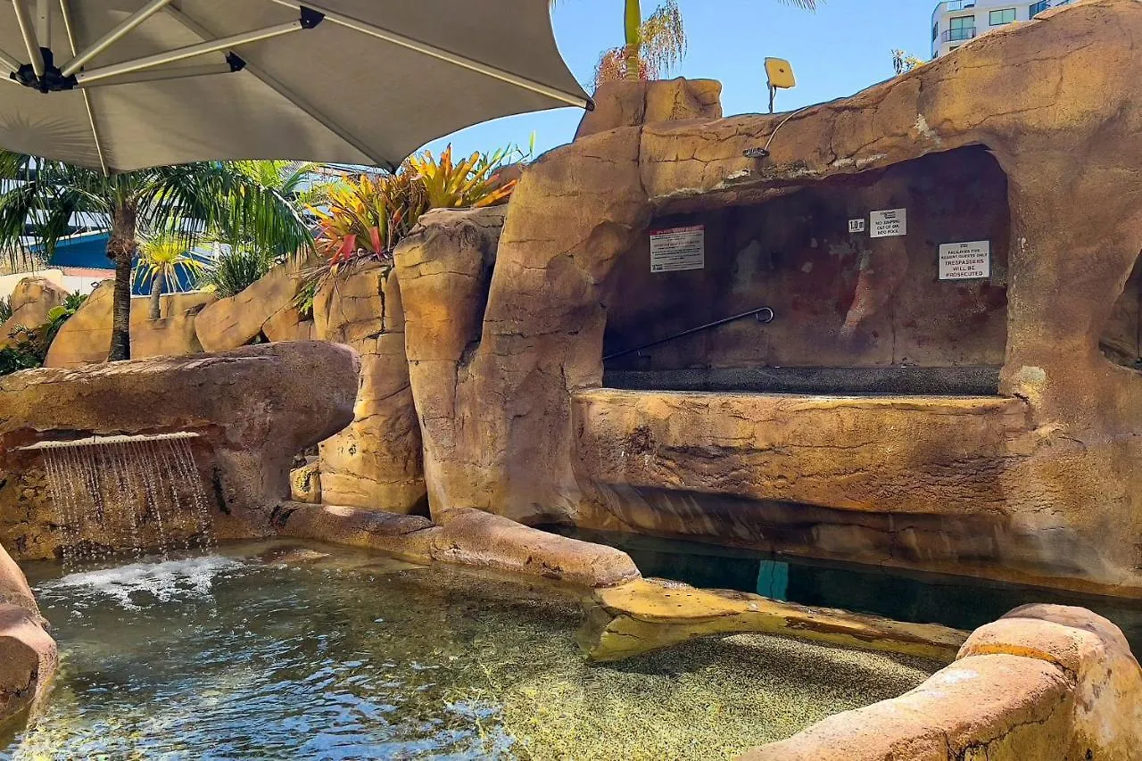 Apartment 2 Bedroom Apartment, Sleeps 5 In Central Mooloolaba Resort Australien