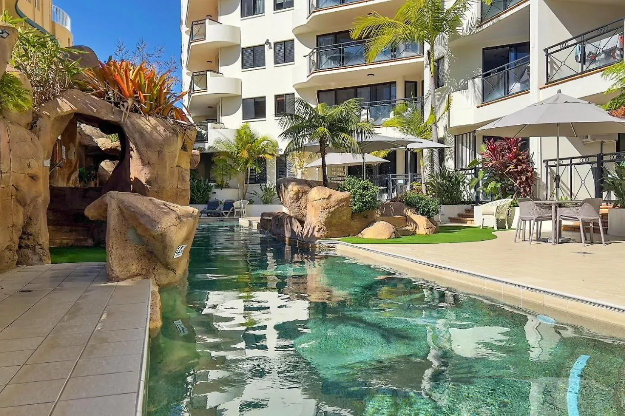 2 Bedroom Apartment, Sleeps 5 In Central Mooloolaba Resort